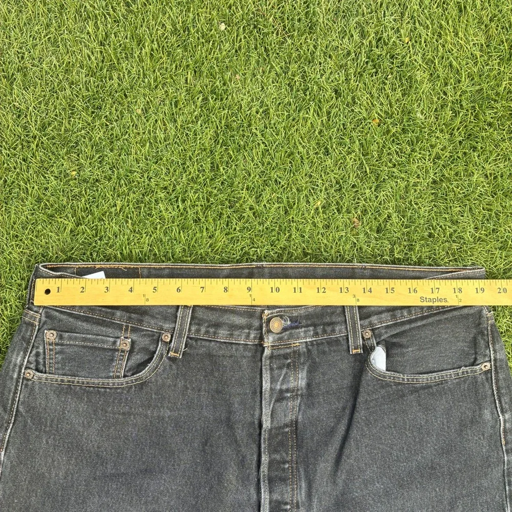 Levis 501 Original Fit Jeans Mens 38x28 Faded Black Straight Leg Classic Work